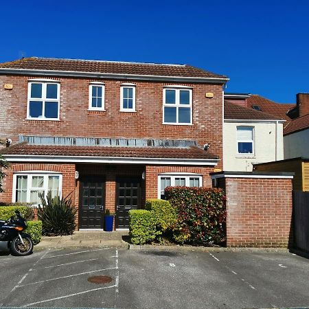Poseidon Friends Apartment Bournemouth Luaran gambar
